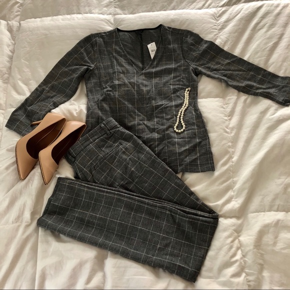 Ann Taylor Plaid Pant Set - Picture 2 of 6